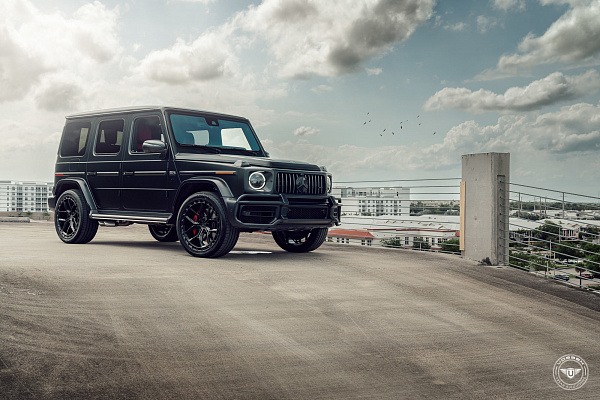 Фото дисков Vossen UV-X Черный глянец на Mercedes-Benz G-Class III