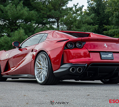 Фото дисков Anrky S1-X1 на Ferrari 812