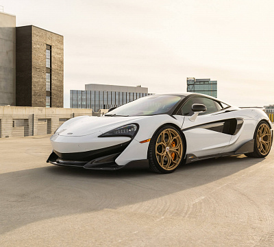 Фото дисков HRE P111SC на McLaren 600