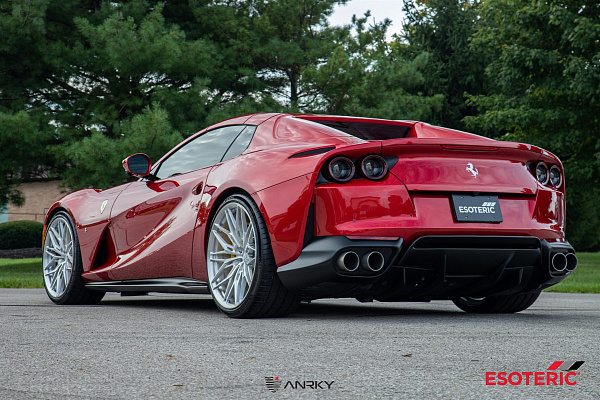 Фото дисков Anrky S1-X1 Глянцевый лак на Ferrari 812