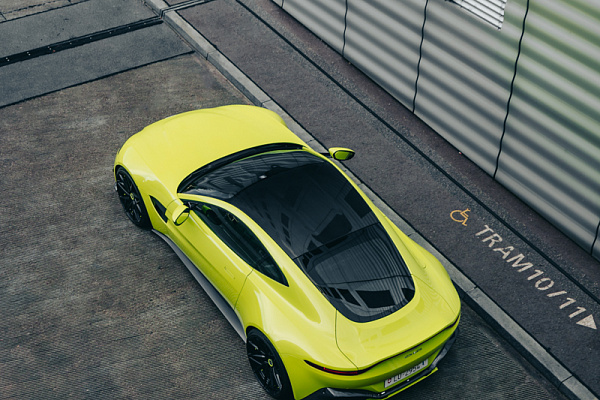 Фото дисков Brixton Forged PF8 Черный сатин на Aston Martin Vantage 4