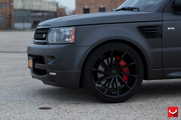Фото дисков Vossen CVT Черный глянец на Land Rover Range Rover Sport I