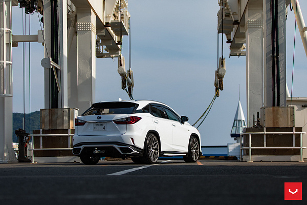Фото дисков Vossen HF-2 Сатиновый графит на Lexus RX IV
