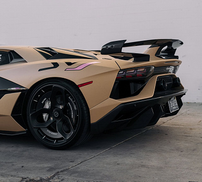 Фото дисков Brixton Forged NC01-R на Lamborghini Aventador