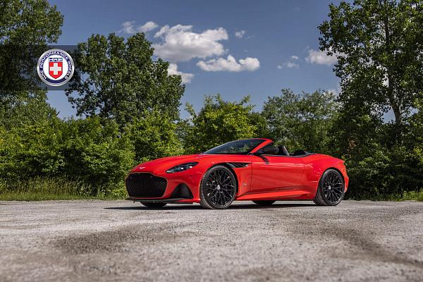 Фото дисков HRE P200 Черный сатин на Aston Martin DBS 3