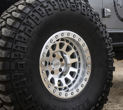 Фото дисков Black Rhino PRIMM на Jeep Wrangler IV (JL)