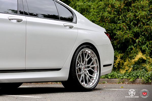 Фото дисков Vossen M-X3 (3-Piece) Глянцевый лак на BMW 7 (G11/G12)