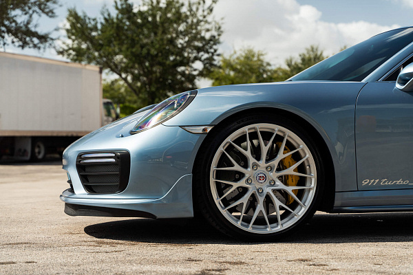 Фото дисков HRE 520M Глянцевый лак на Porsche 911 VIII