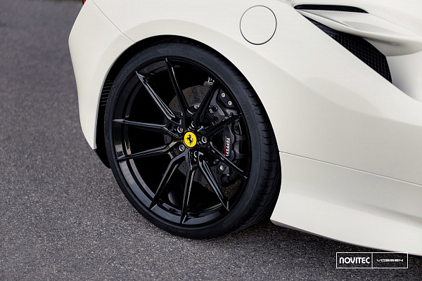 Фото дисков NOVITEC NF8 Черный глянец на Ferrari F8