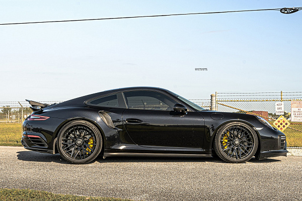 Фото дисков Strasse Wheels SV10M-RS Deep Concave FS Другой цвет на Porsche 911 VII