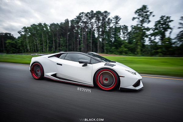 Фото дисков Strasse Wheels SM5R Deep Concave Другой цвет на Lamborghini Huracan