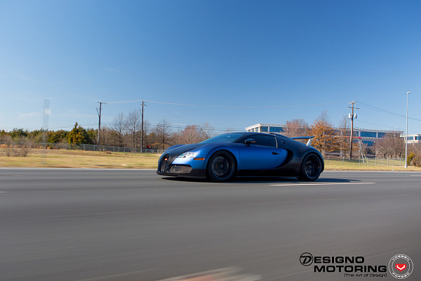 Фото дисков Vossen M-X3 Черный глянец на Bugatti Veyron