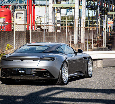 Фото дисков HRE 515 GTM на Aston Martin DB12