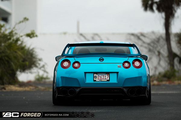 Фото дисков BC Forged RZ05 Черный матовый на Nissan GT-R