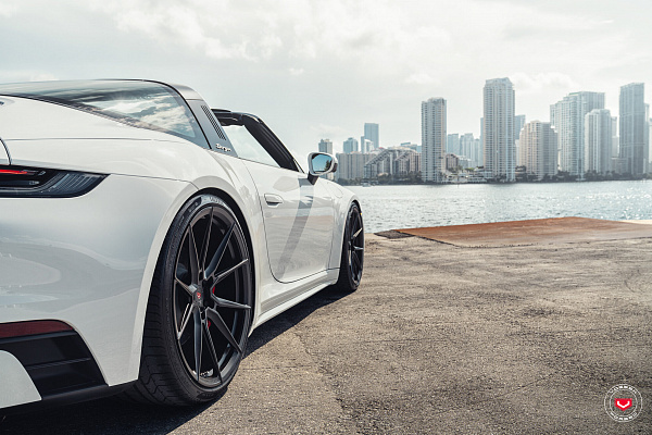 Фото дисков Vossen EVO-2 Черный сатин на Porsche 911 VIII