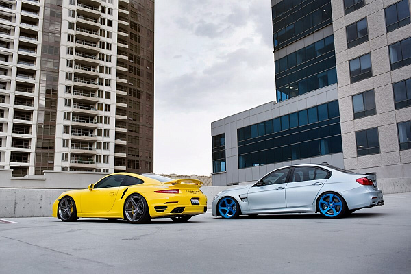 Фото дисков HRE P107 Глянцевый темный лак на Porsche 911 VII