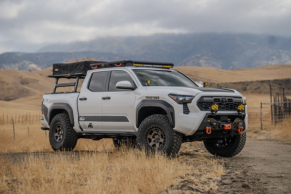 Фото дисков Black Rhino BAHARI Сатиновая темная бронза на  Toyota Tacoma IV