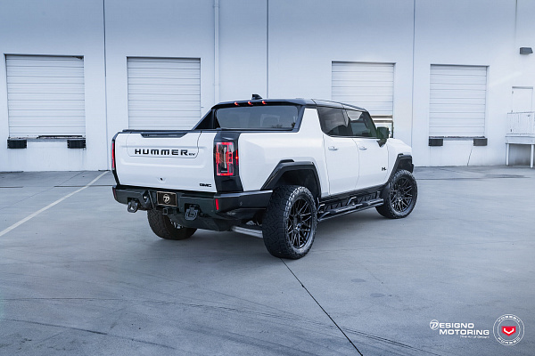 Фото дисков Vossen S17-07 Черный глянец на GMC Hummer EV