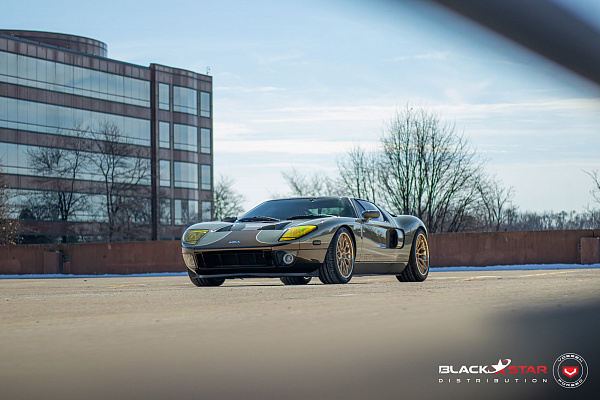 Фото дисков Vossen S17-01 (3-Piece) Сатиновая шампань на Lamborghini Huracan