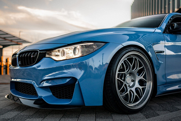 BMW M4 (F82/F83)