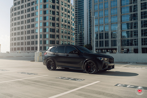 Фото дисков Vossen EVO-4 Черный глянец на BMW X5/X5 M (G05/G18/F95)