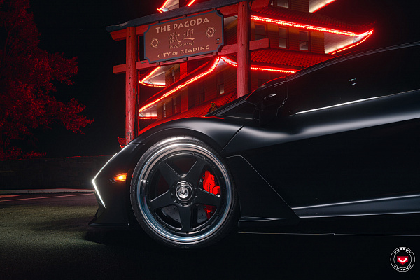 Фото дисков Vossen GEN-01 (3-Piece) Черный сатин на Lamborghini Revuelto
