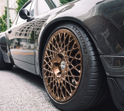 Фото дисков HRE 501M на Porsche 911 III
