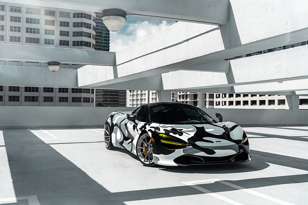 Фото дисков Anrky AN23 Сатиновый тонированный лак на McLaren 720S