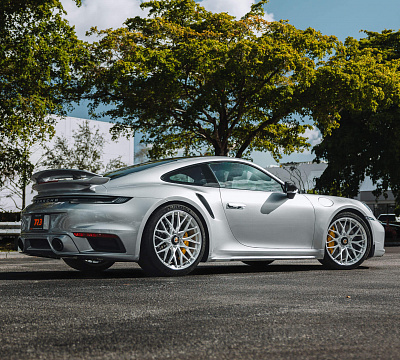 Фото дисков HRE 520M на Porsche 911 VIII