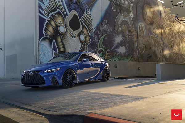 Фото дисков Vossen HF-5 Черный глянец на Lexus IS III