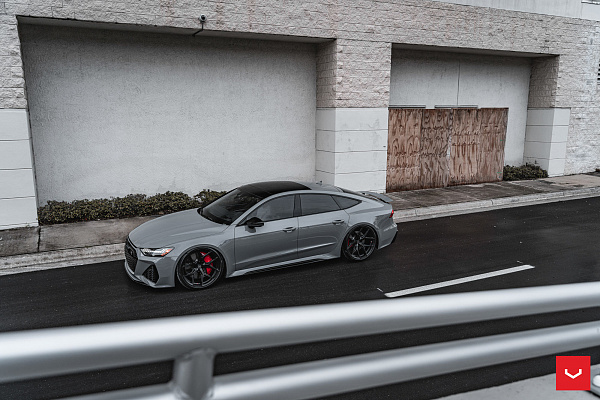 Фото дисков Vossen HF-5 Черный сатин на Audi A/RS 7 (4K)