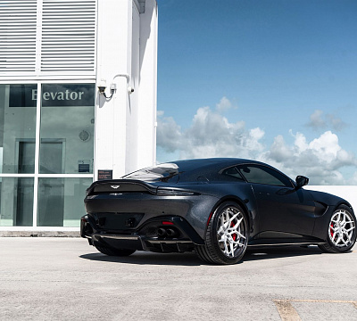 Фото дисков Anrky S3-X4 на Aston Martin Vantage 4