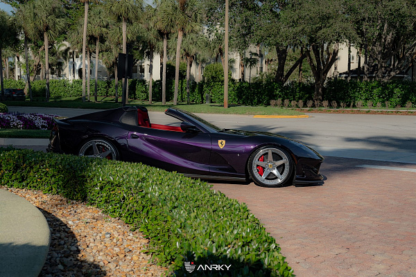 Фото дисков Anrky RS5.3 Полированный лак на Ferrari 812