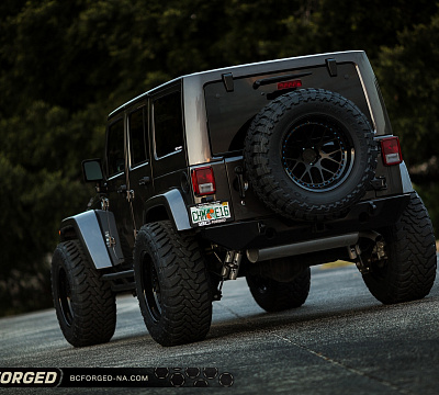 Фото дисков BC Forged LE72 // MLE72 на Jeep Wrangler III (JK)