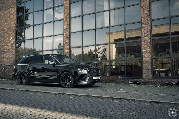 Фото дисков Vossen UV-1 Черный сатин на Bentley Bentayga
