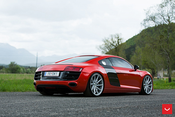 Фото дисков Vossen CVT Серебро на Audi R8 (Typ 42)