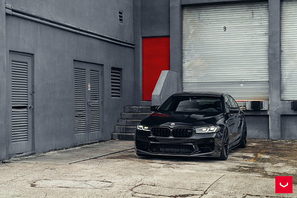 Фото дисков Vossen HF-7 Черный глянец на BMW 5/M5 (G30/F90)