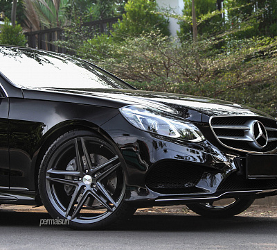 Фото дисков Vossen VFS-5 на Mercedes-Benz E-Class (W212, S212, C207)
