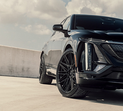 Фото дисков Vossen HF6-5 на Cadillac Lyriq