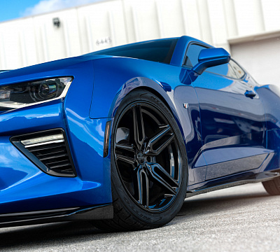 Фото дисков Vossen HF-1 на Chevrolet Camaro VI