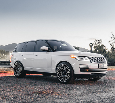 Фото дисков Brixton Forged LX01 на Land Rover Range Rover IV