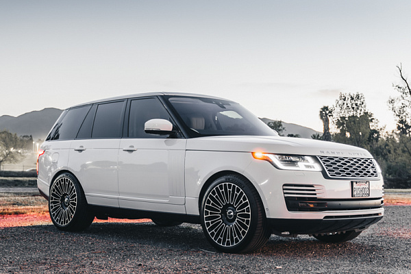 Фото дисков Brixton Forged LX01 Алмазная проточка на Land Rover Range Rover IV