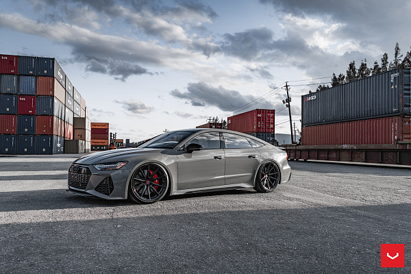 Фото дисков Vossen HF-3 Черный глянец на Audi A/RS 7 (4K)