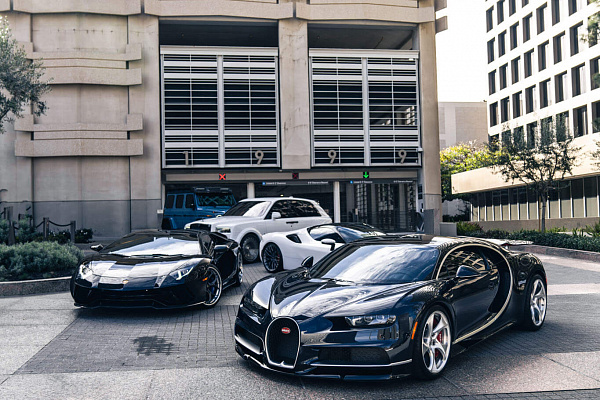 Фото дисков HRE 522M Глянцевый лак на Bugatti Chiron