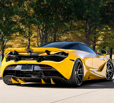 Фото дисков Strasse Wheels SM5R Deep Concave FS на McLaren 720S