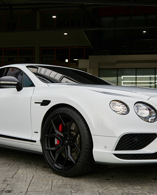 Фото дисков EVO-3 Черный сатин на Bentley Continental GT II
