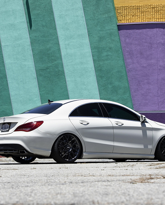 Фото дисков BLQ Черный сатин на Mercedes-Benz CLA (C117, X117)