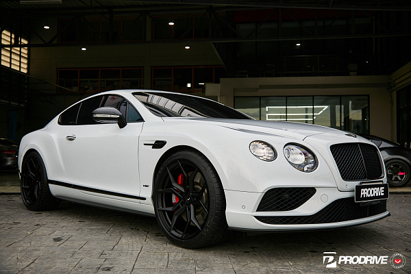 Фото дисков Vossen EVO-3 Черный сатин на Bentley Continental GT II