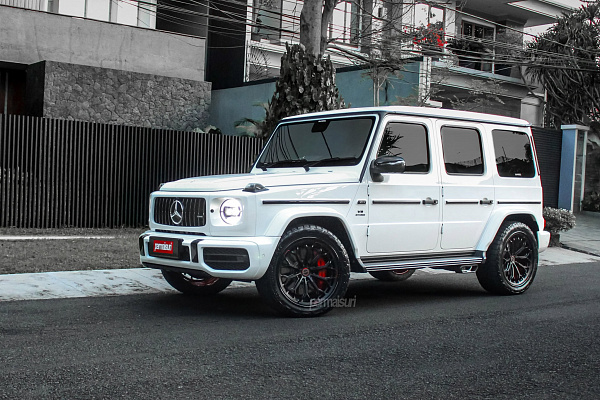 Фото дисков Brixton Forged CM6-RS Черный сатин на Mercedes-Benz G-Class III