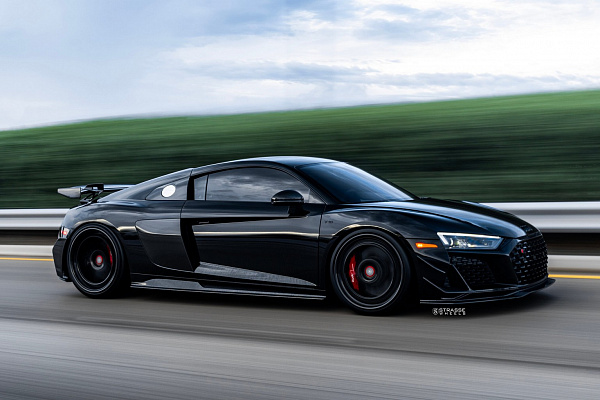 Фото дисков Strasse Wheels SV15FF Deep Concave FS Другой цвет на Audi R8 (4S)